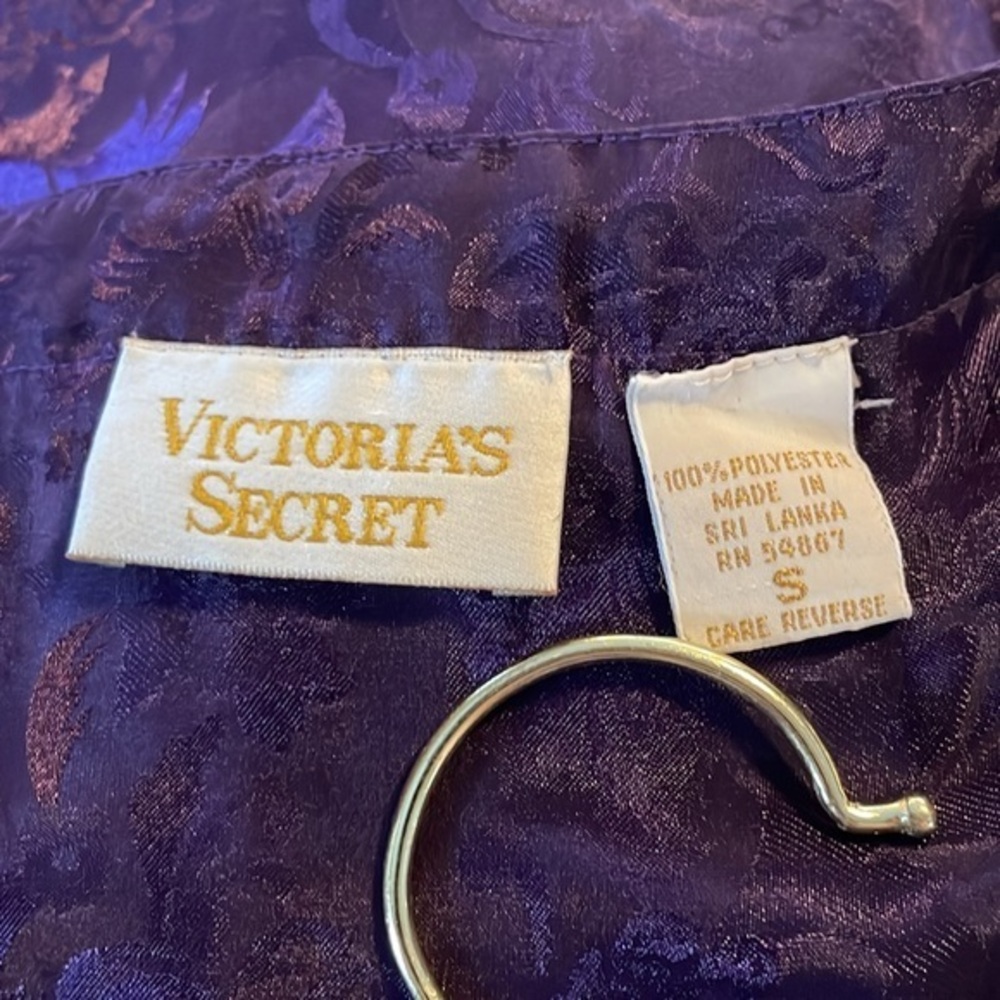 Victoria’s Secret Gold Label Vintage Purple Paisley Night Shirt Gown Size Small - Picture 3 of 6